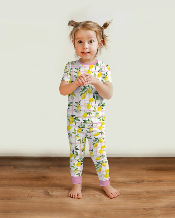 Conjunto de pijama de dos piezas de bambú de manga corta a juego familiar Limones Mediterráneos