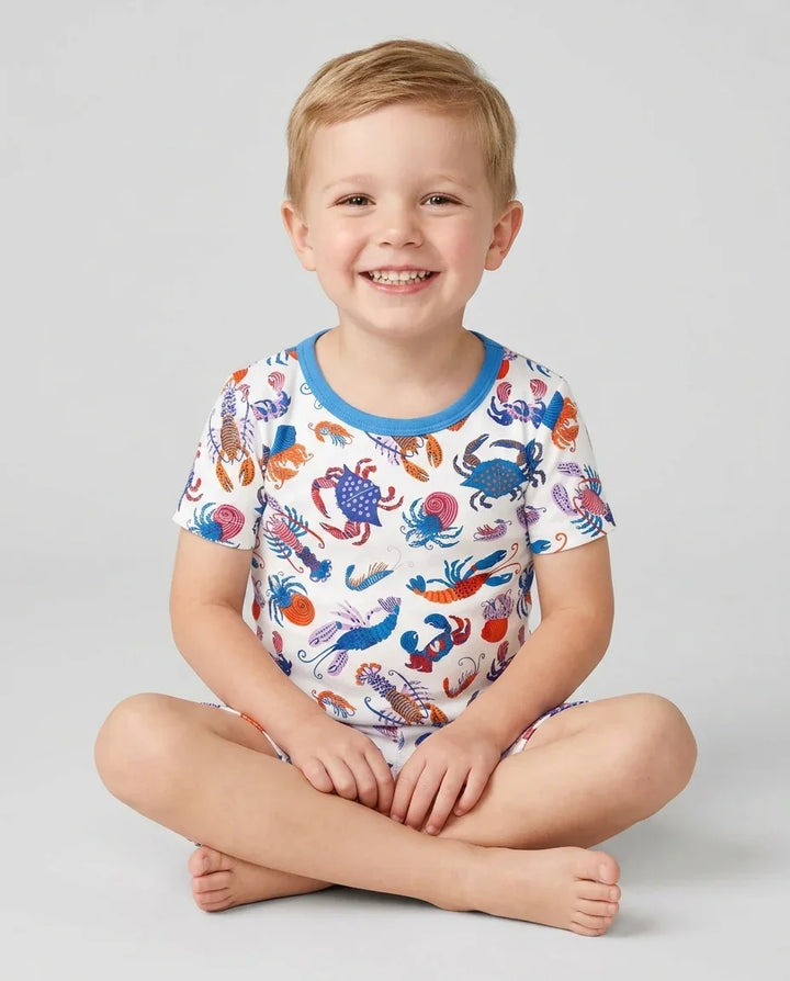 Template Zweiteiliges Pyjama-Set mit kurzen Ärmeln und Shorts