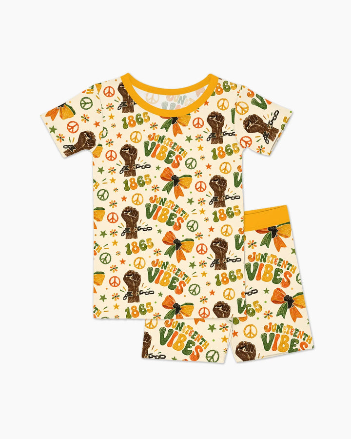 Juneteenth Vibes Vintage Bamboo Two Piece Short Sleeve Shorts Pajama Set