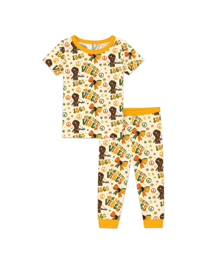 Zweiteiliges, kurzärmliges Pyjama-Set mit Marienkäfern