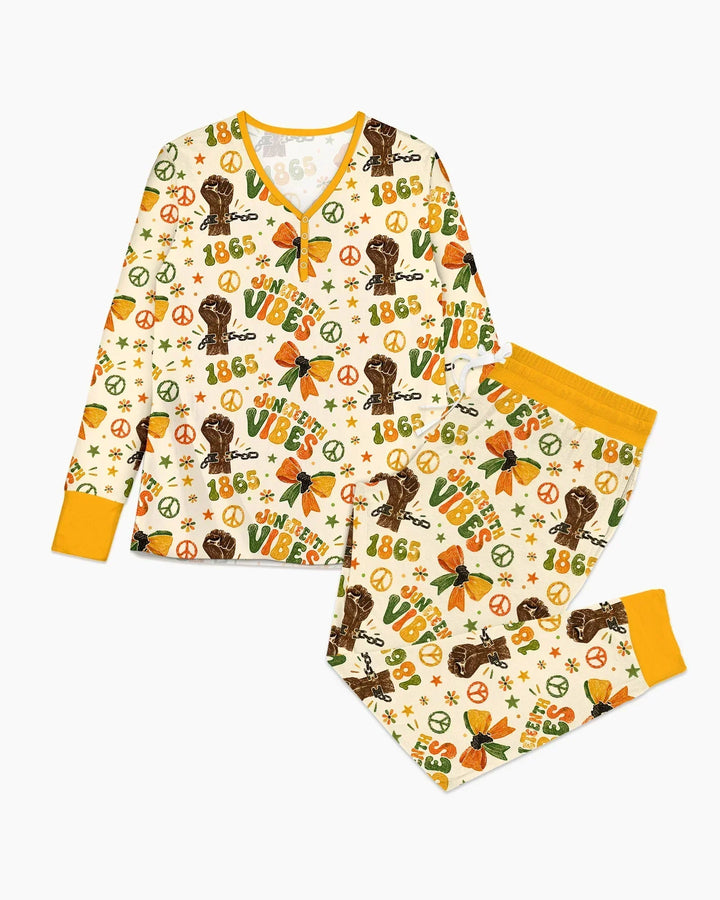 Plantilla de conjunto de pijama de mujer de bambú
