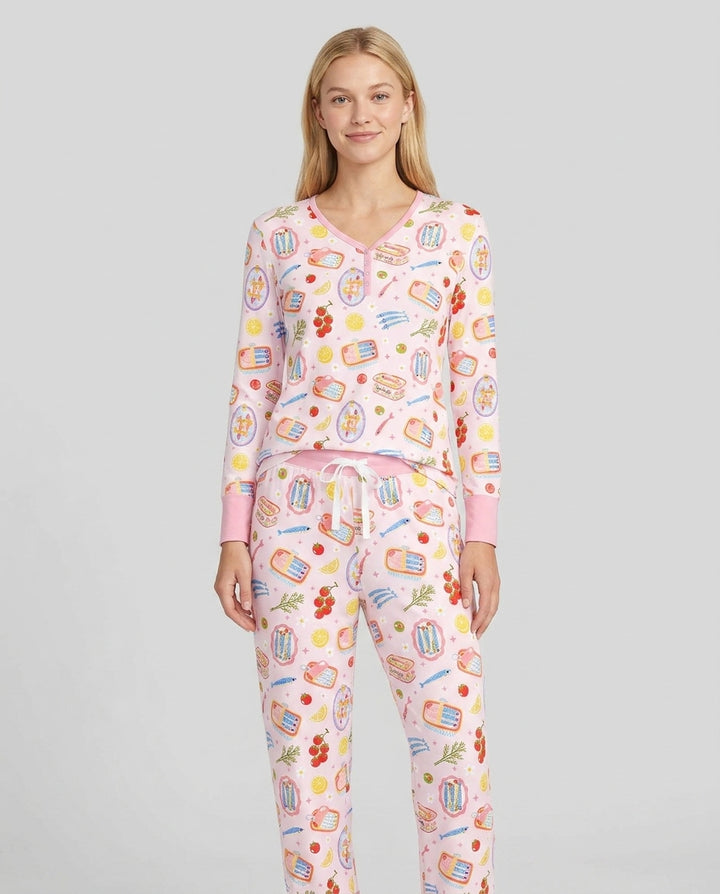 Plantilla de conjunto de pijama de mujer de bambú