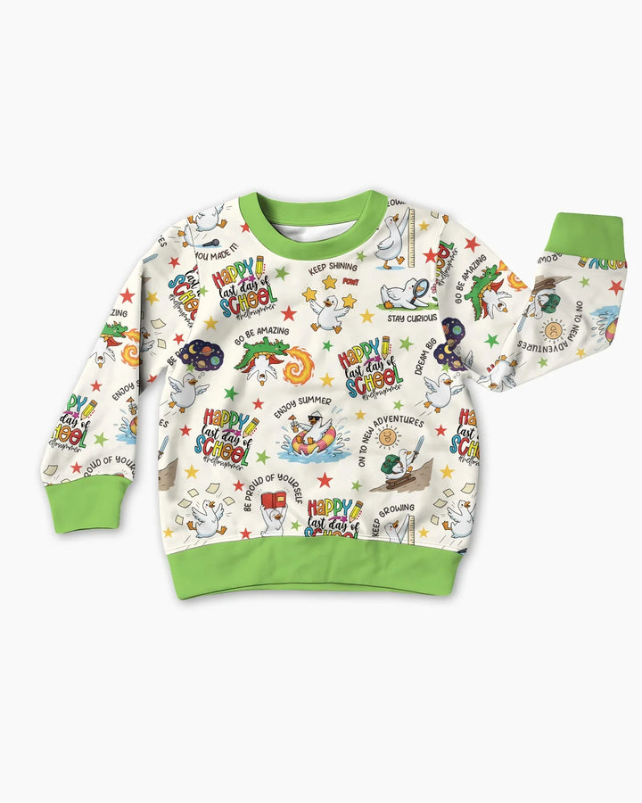 Sudadera de bambú con cuello redondo y el texto "Silly Goose Happy Last Day of School"