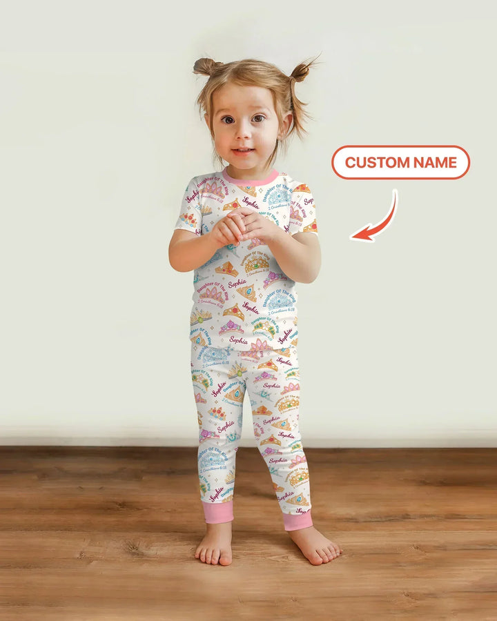 Conjunto de pijama de dos piezas de bambú de manga corta con nombre personalizado "Hija del Rey"