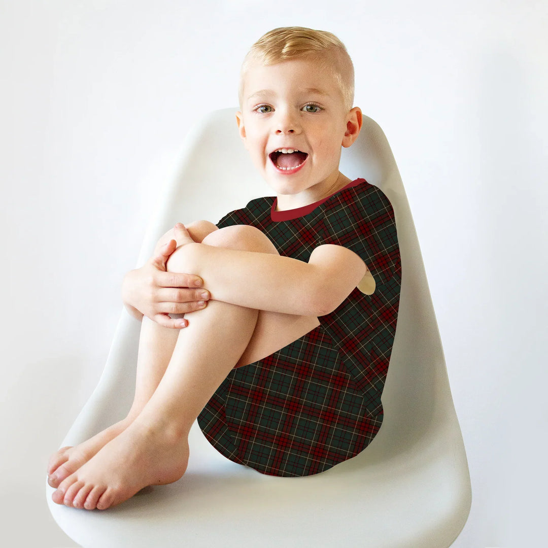 Template Zweiteiliges Pyjama-Set mit kurzen Ärmeln und Shorts