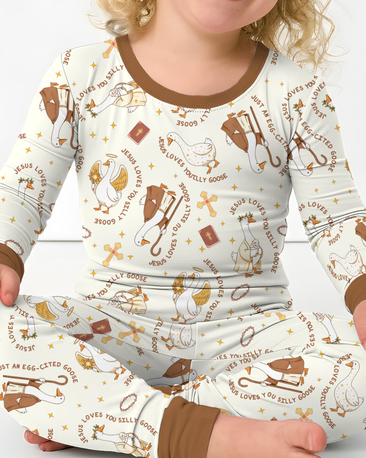 Zweiteiliges Langarm-Pyjama-Set mit Sommerfrüchten