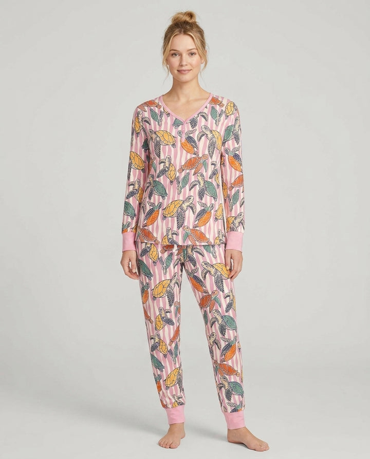 Plantilla de conjunto de pijama de mujer de bambú
