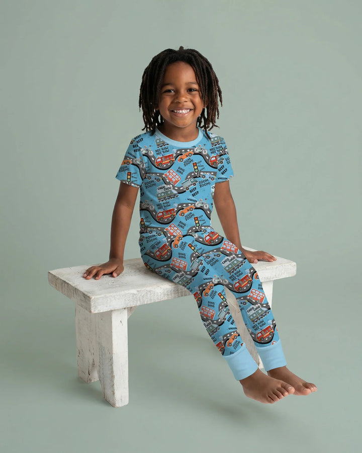 Conjunto de pijama de dos piezas de manga corta de bambú Zoom Zoom Beep Beep