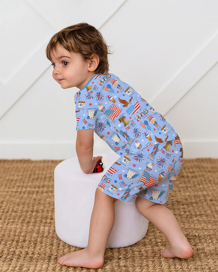 Conjunto de pijama de dos piezas de bambú, pantalón corto y manga corta, con diseño patriótico dibujado a mano
