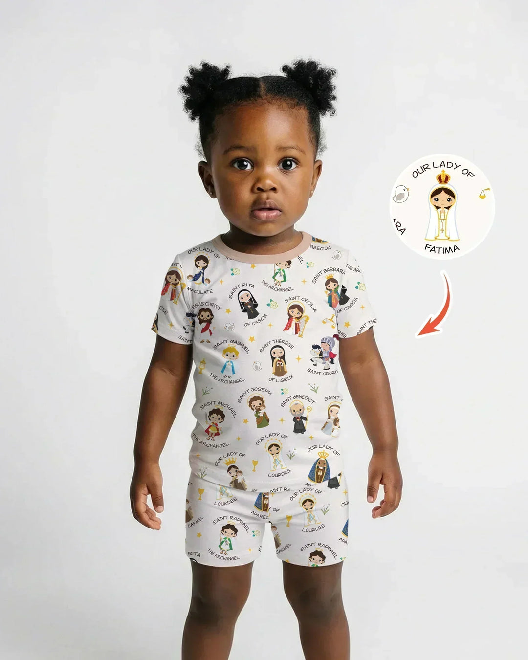 Template Zweiteiliges Pyjama-Set mit kurzen Ärmeln und Shorts