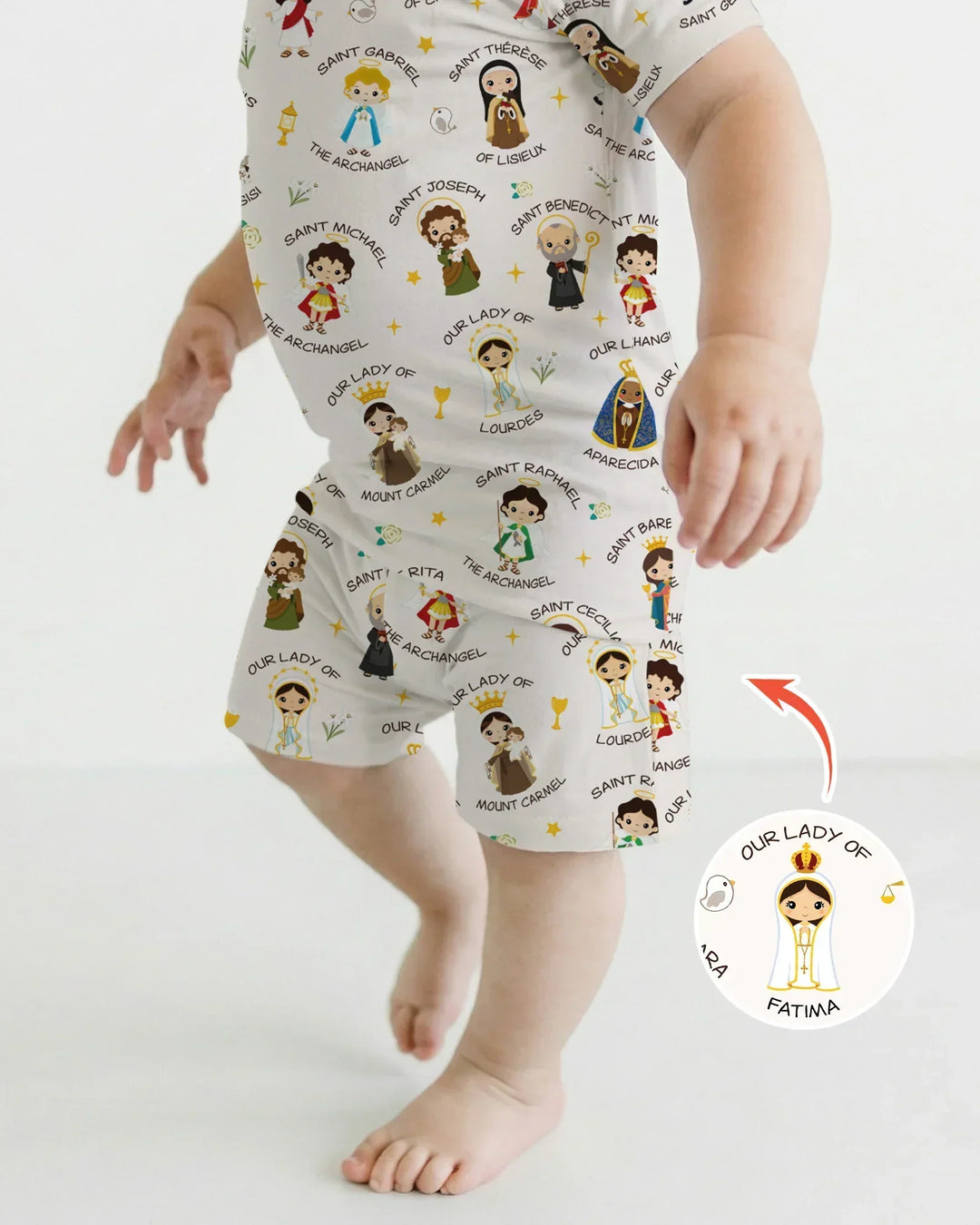 Template Zweiteiliges Pyjama-Set mit kurzen Ärmeln und Shorts