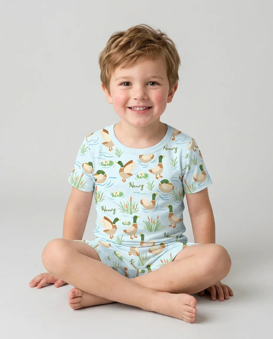 Conjunto de pijama de dos piezas de bambú de manga corta con pantalón corto y pato Mallard personalizado