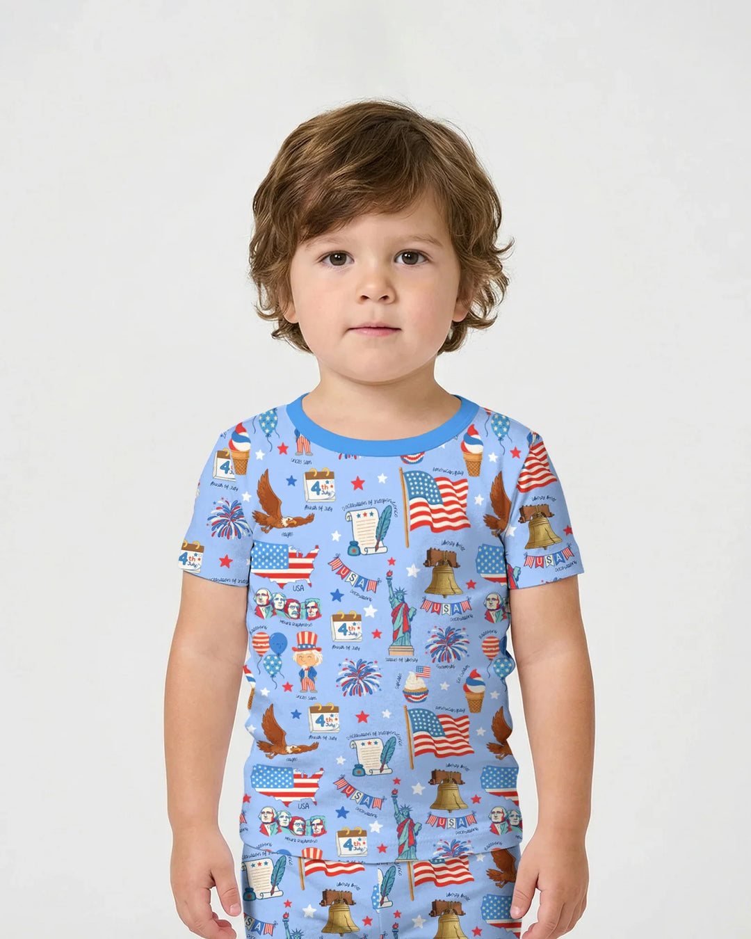 Conjunto de pijama de dos piezas de bambú, pantalón corto y manga corta, con diseño patriótico dibujado a mano