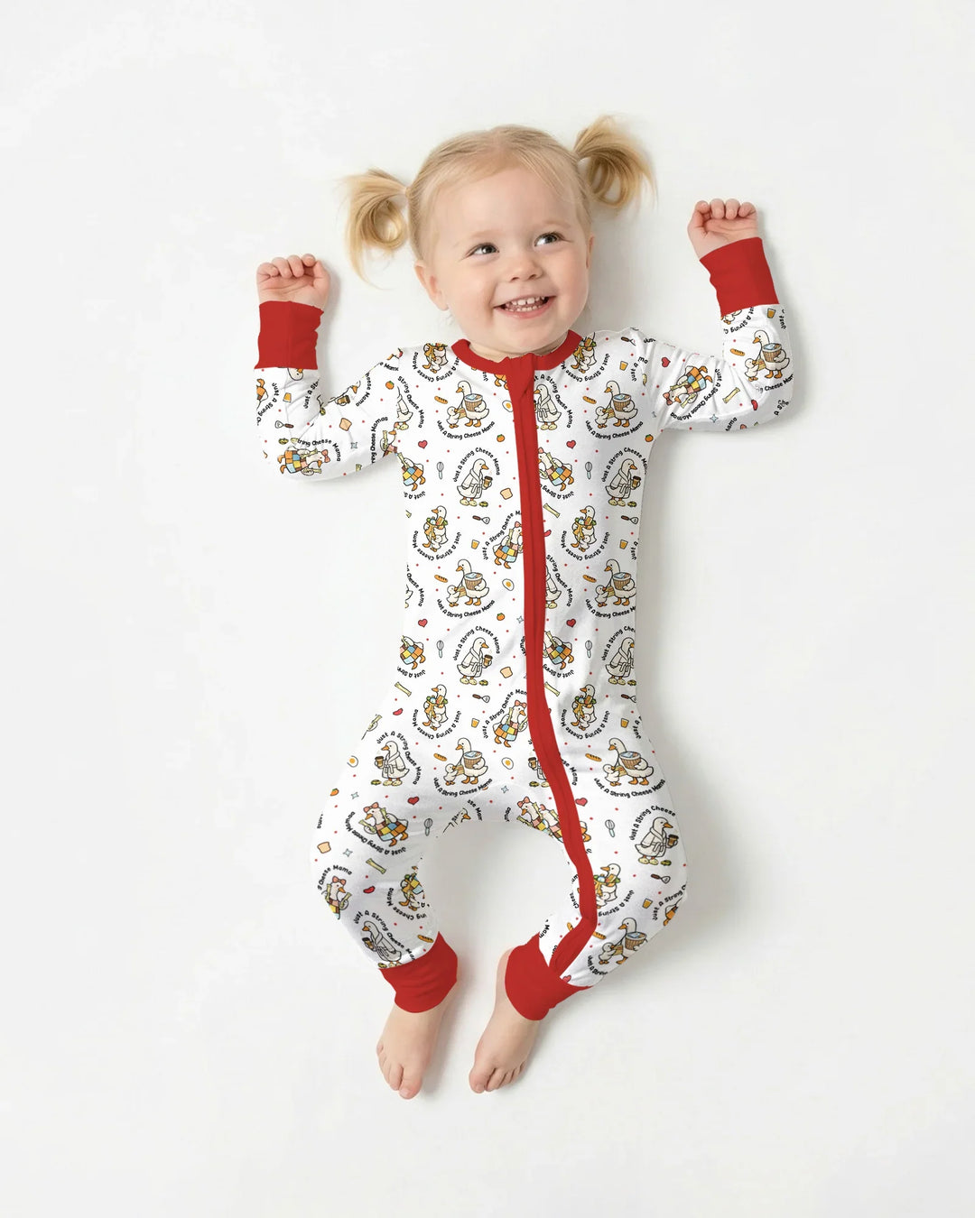 Una mamá de quesos de hebra en la era Mommy & Me - Traje zippy convertible de bambú
