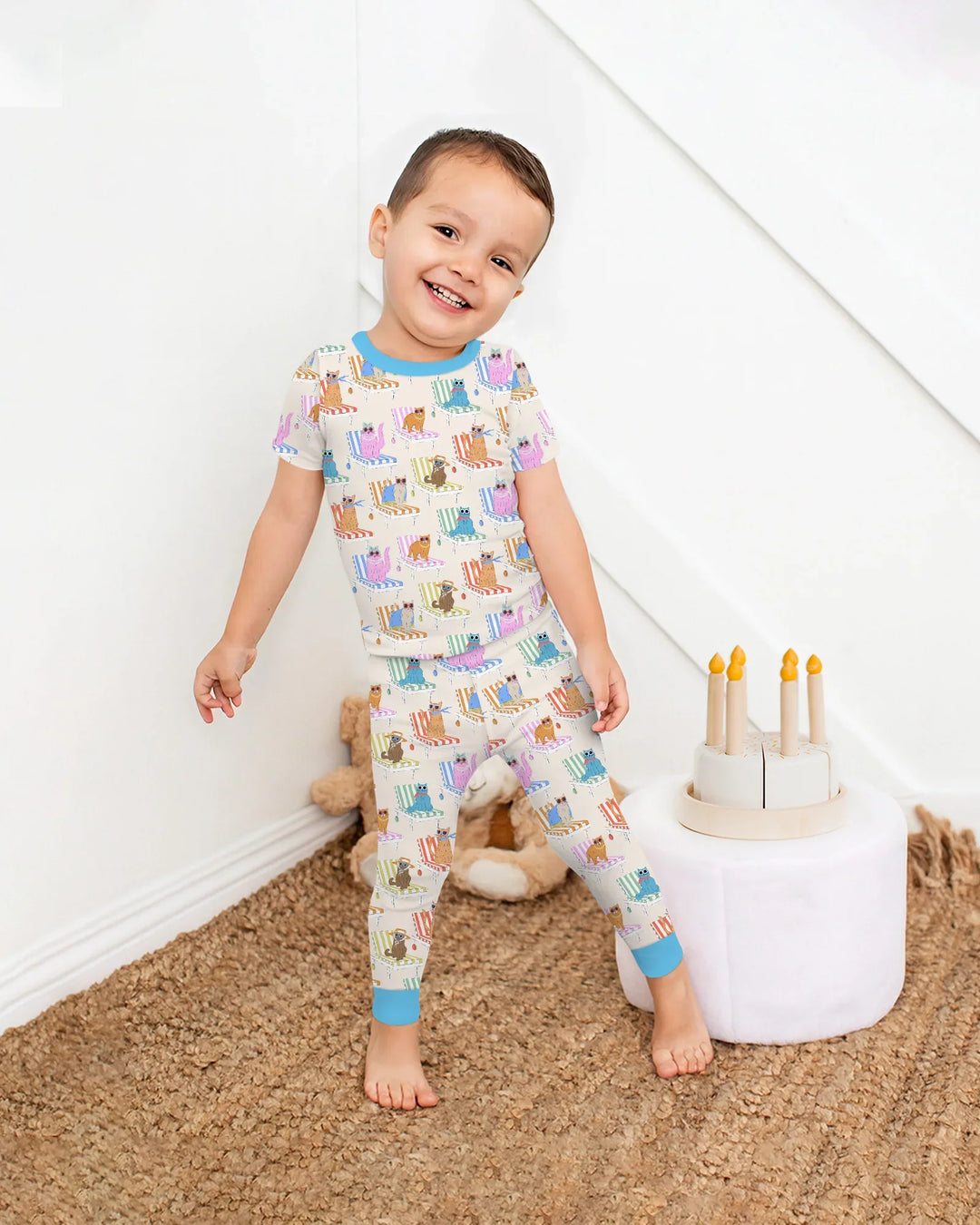 Meow Sunbathing Mommy & Me Matching Bamboo Two Piece Short Sleeve Pajama Set