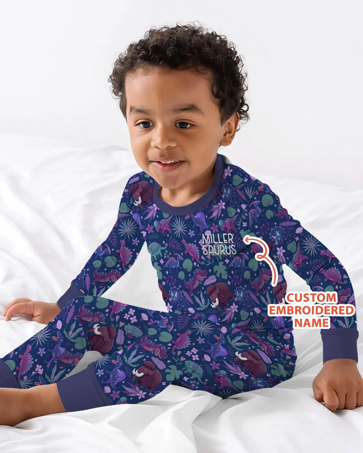 Conjunto de pijama de dos piezas de bambú de manga larga Dino Dream Night bordado con nombre personalizado