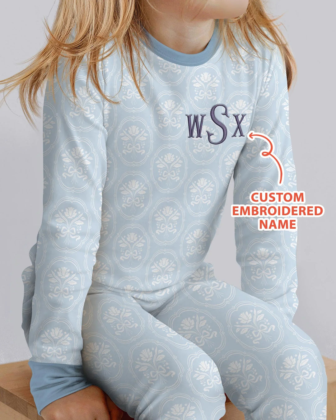 Conjunto de pijama de bambú de dos piezas de manga larga bordado con flores personalizado para bebé