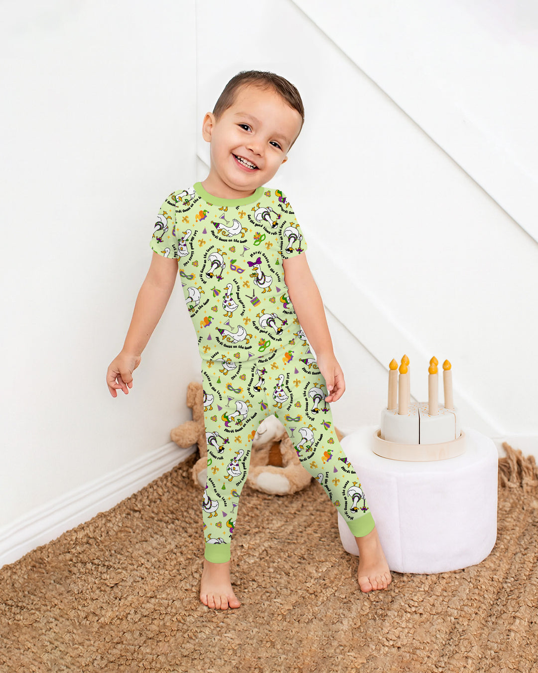 Mardi Gras Silly Goose Two Piece Short Sleeve Pajama Set