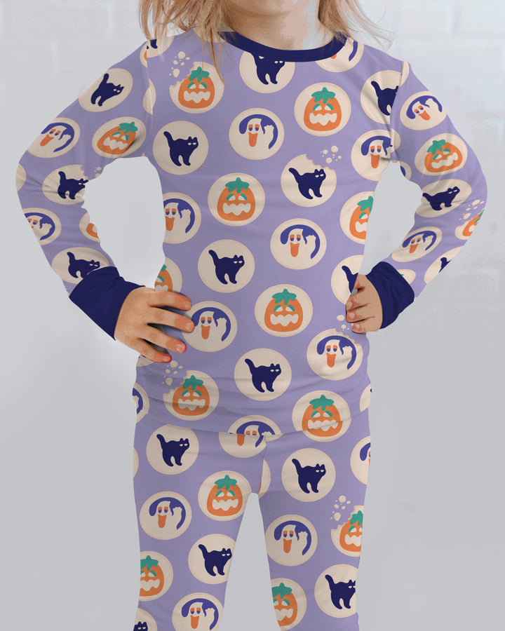 Zweiteiliges Langarm-Pyjama-Set mit Sommerfrüchten