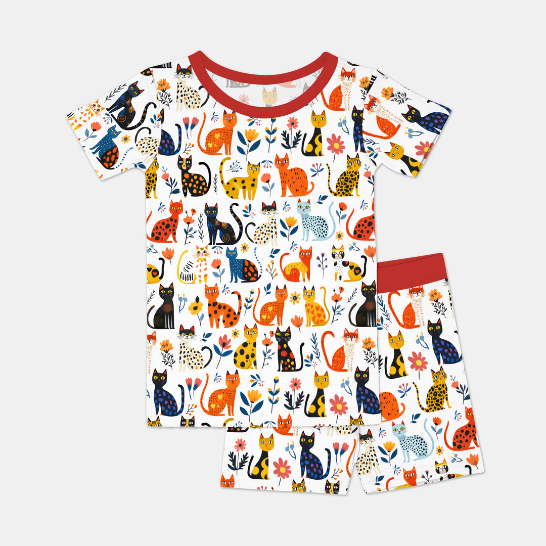 Template Zweiteiliges Pyjama-Set mit kurzen Ärmeln und Shorts