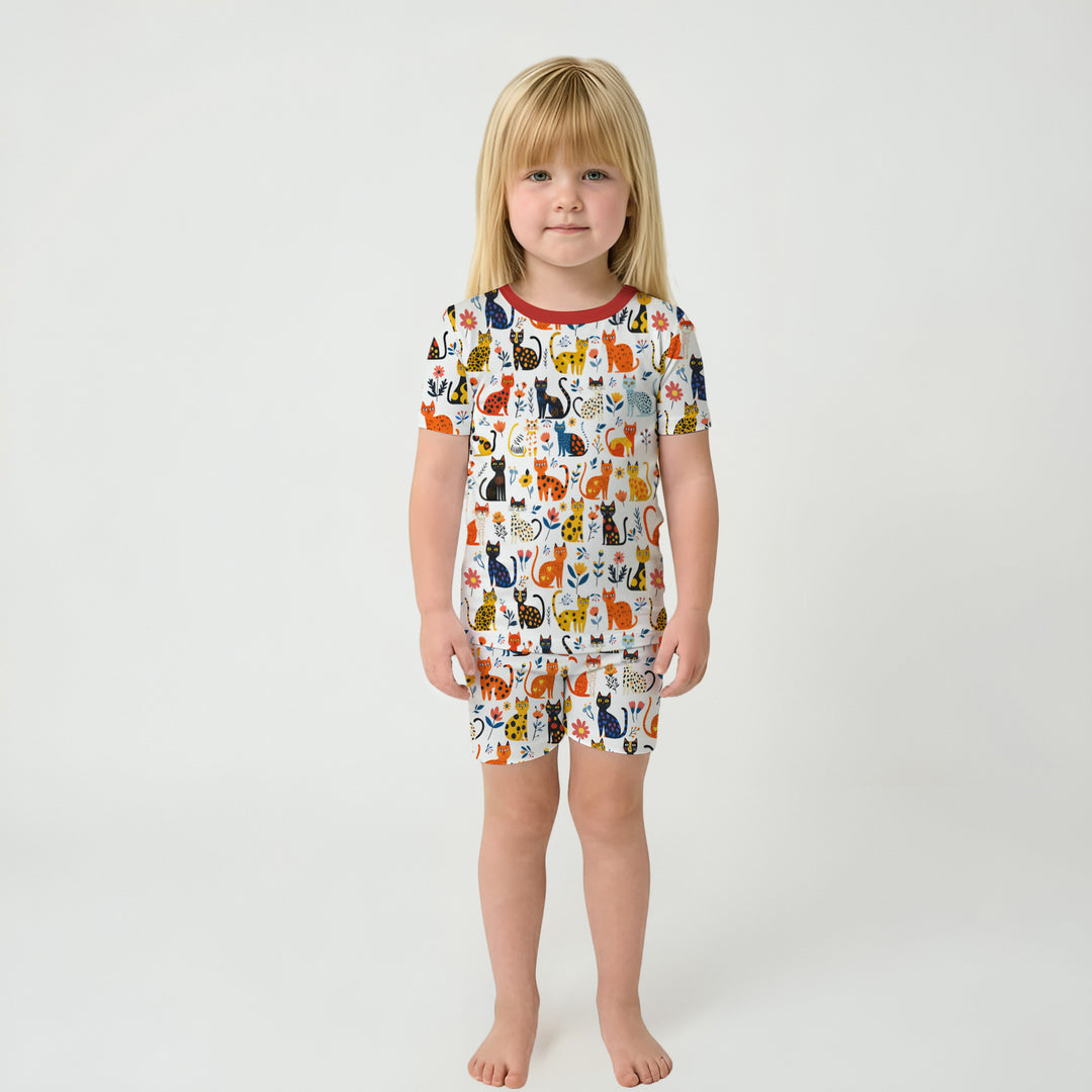 Template Zweiteiliges Pyjama-Set mit kurzen Ärmeln und Shorts