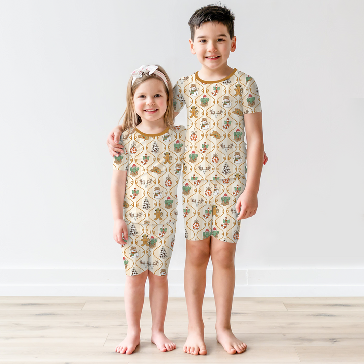 Howdy Christmas Two Piece Short Sleeve Shorts Pajama Set