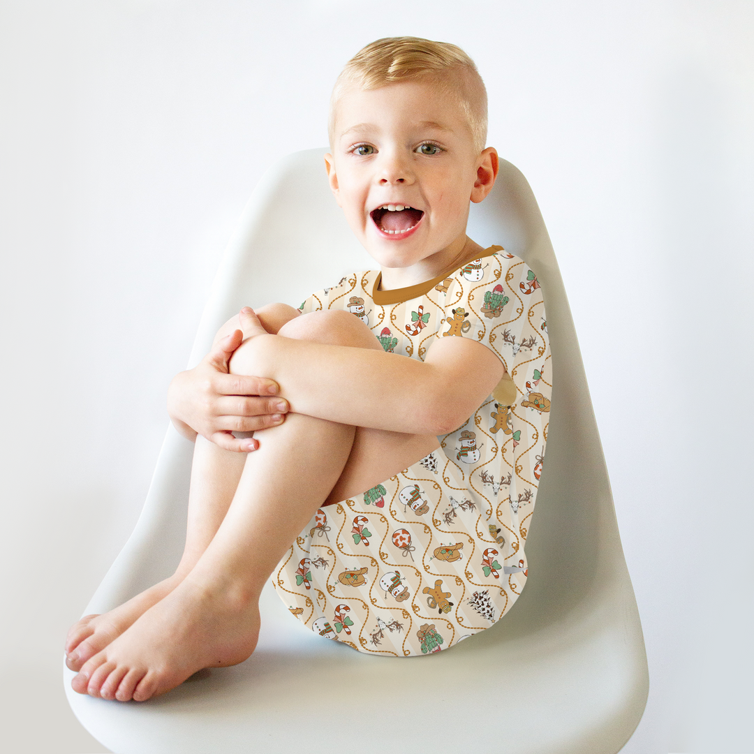 Howdy Christmas Two Piece Short Sleeve Shorts Pajama Set
