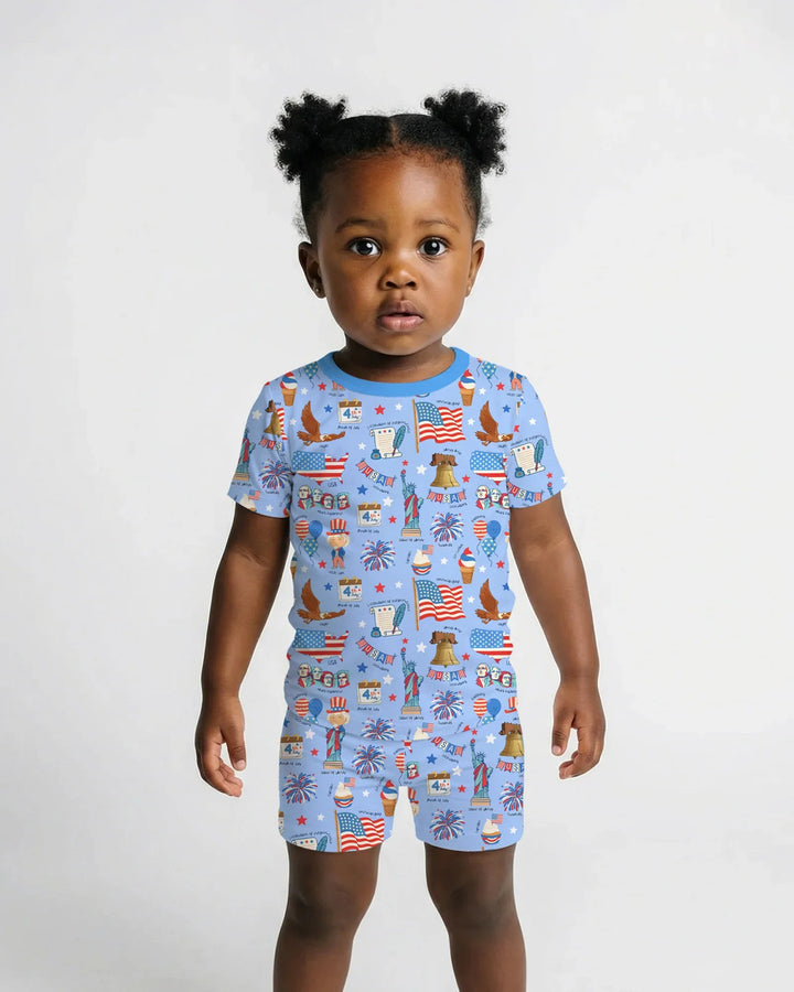 Conjunto de pijama de dos piezas de bambú, pantalón corto y manga corta, con diseño patriótico dibujado a mano