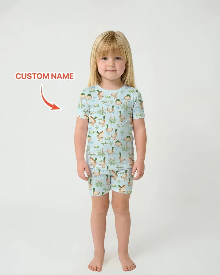 Conjunto de pijama de dos piezas de bambú de manga corta con pantalón corto y pato Mallard personalizado