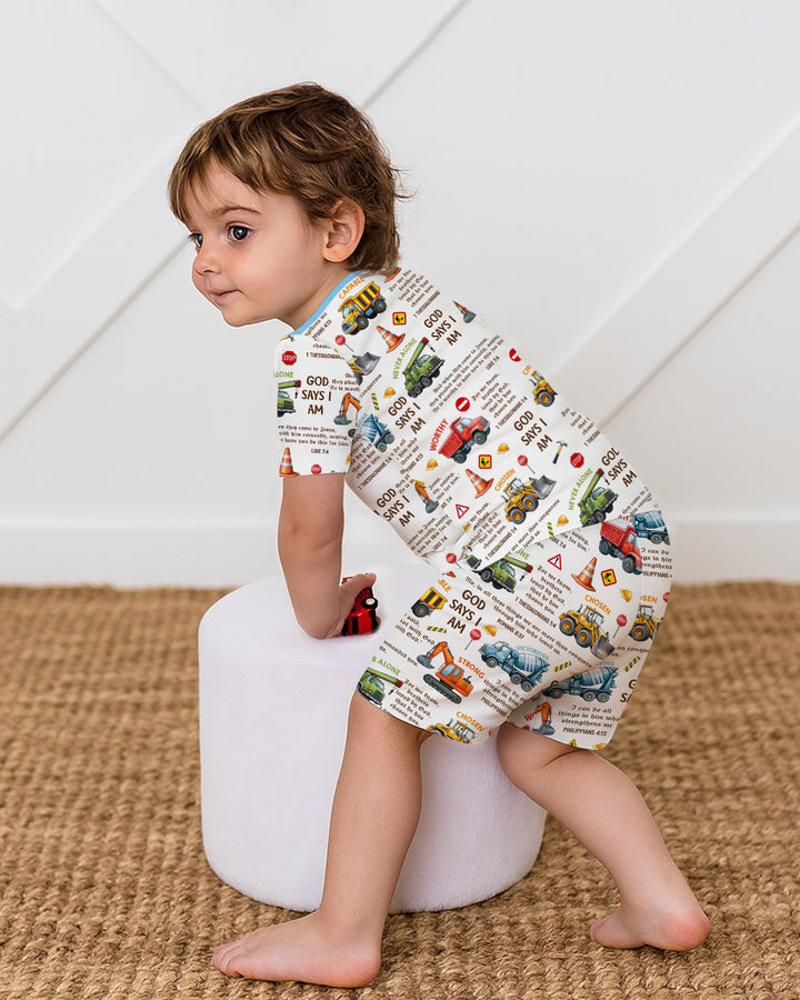 Template Zweiteiliges Pyjama-Set mit kurzen Ärmeln und Shorts