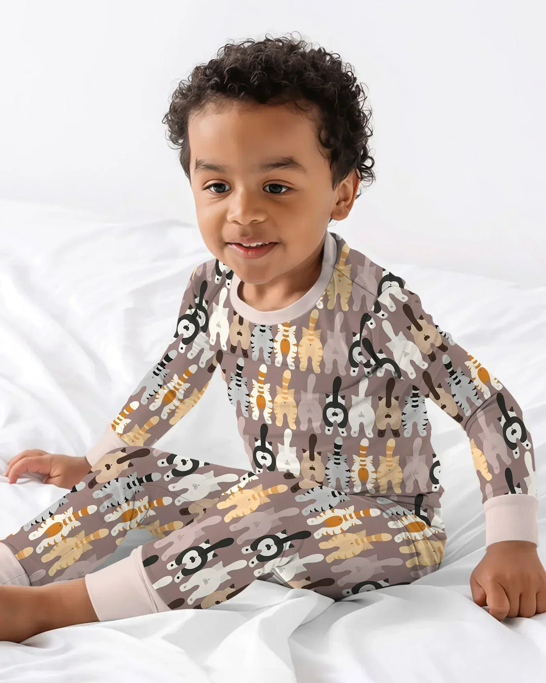 Zweiteiliges Langarm-Pyjama-Set mit Sommerfrüchten