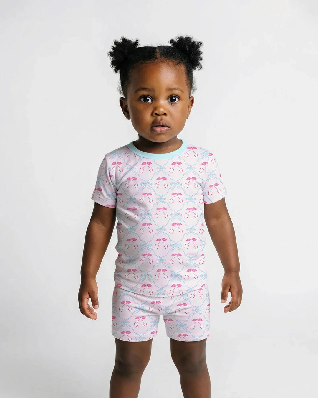 Pijama de dos piezas de bambú de manga corta con pantalones cortos a juego para madre e hija, diseño de béisbol y sóftbol de cerezas