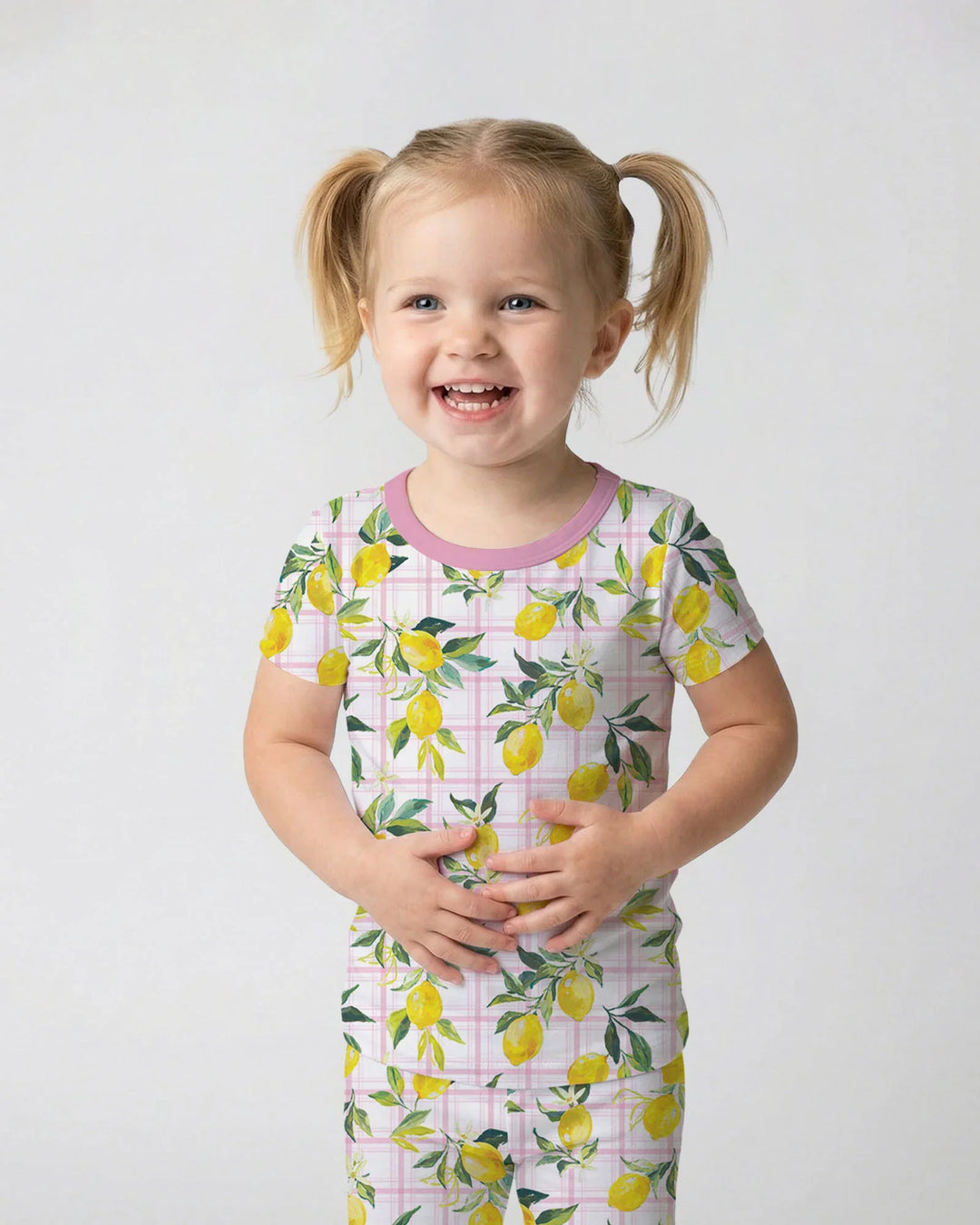 Conjunto de pijama de dos piezas de bambú de manga corta a juego familiar Limones Mediterráneos
