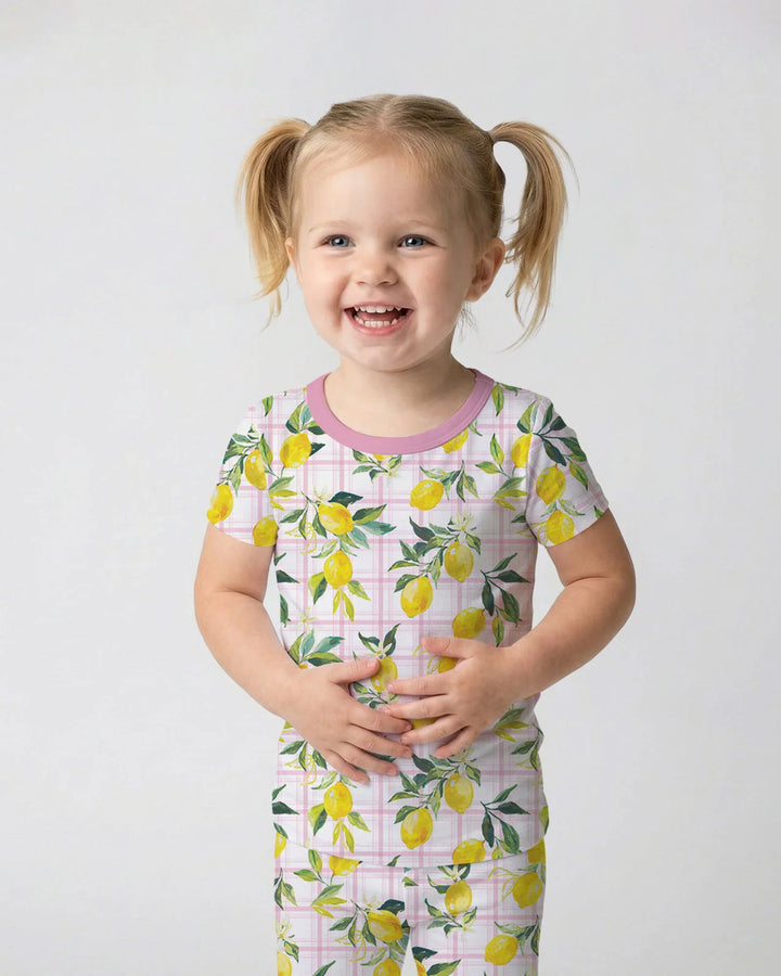 Conjunto de pijama de dos piezas de bambú de manga corta a juego familiar Limones Mediterráneos