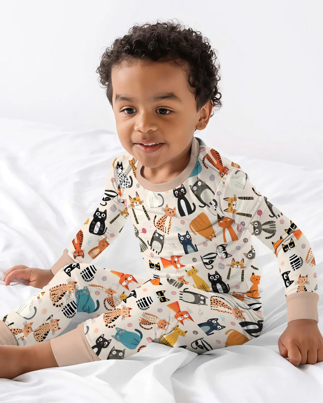 Zweiteiliges Langarm-Pyjama-Set mit Sommerfrüchten