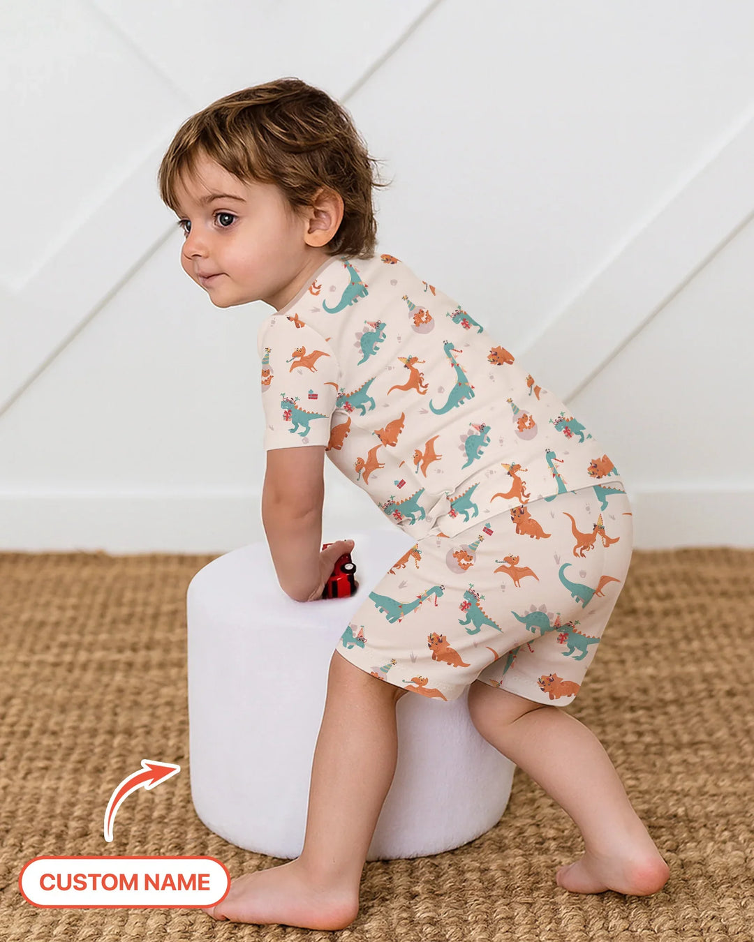 Conjunto de pijama de dos piezas de bambú con dinosaurios bordados, de manga corta y pantalones cortos
