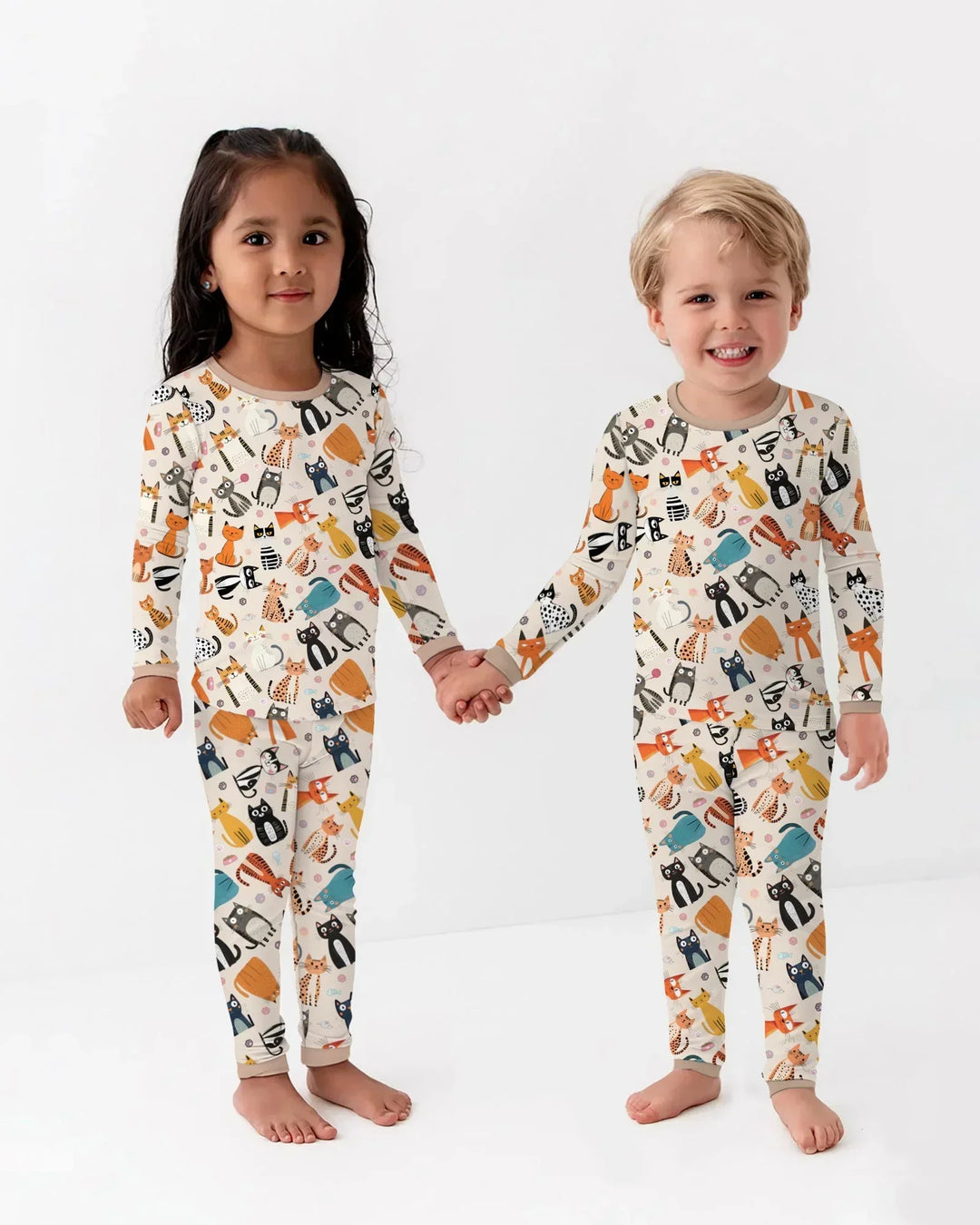 Zweiteiliges Langarm-Pyjama-Set mit Sommerfrüchten