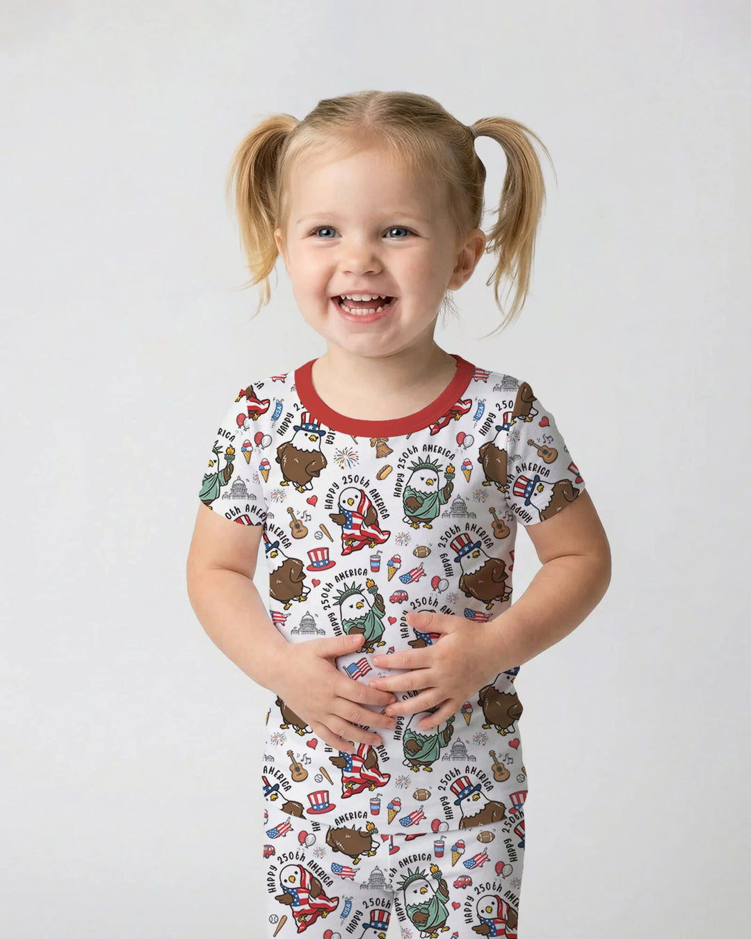 Zweiteiliges, kurzärmliges Pyjama-Set mit Marienkäfern