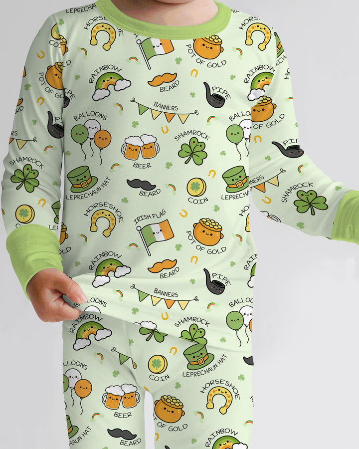 Zweiteiliges Langarm-Pyjama-Set mit Sommerfrüchten