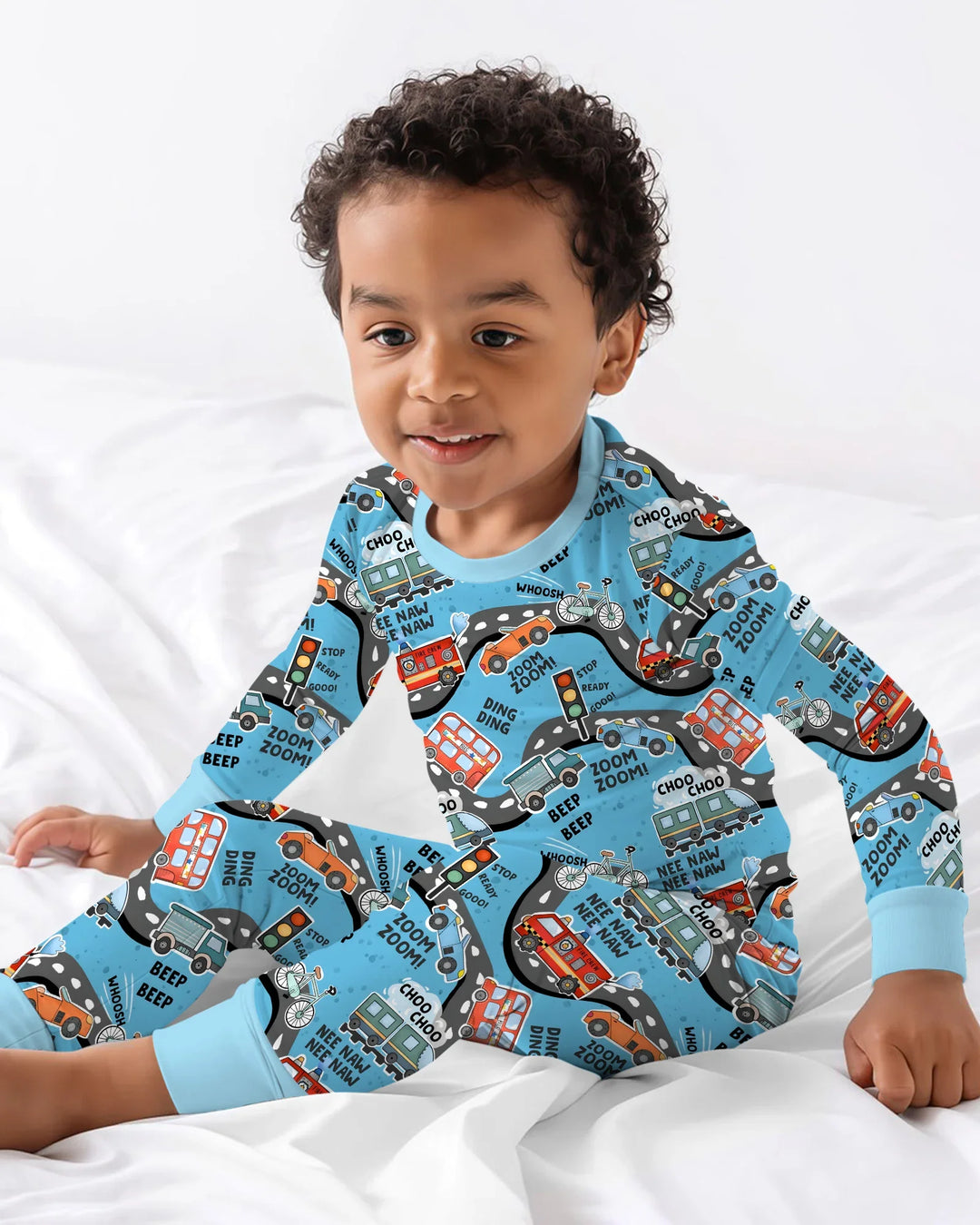 Zweiteiliges Langarm-Pyjama-Set mit Sommerfrüchten