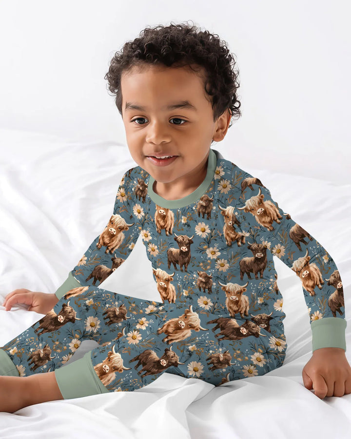 Zweiteiliges Langarm-Pyjama-Set mit Sommerfrüchten