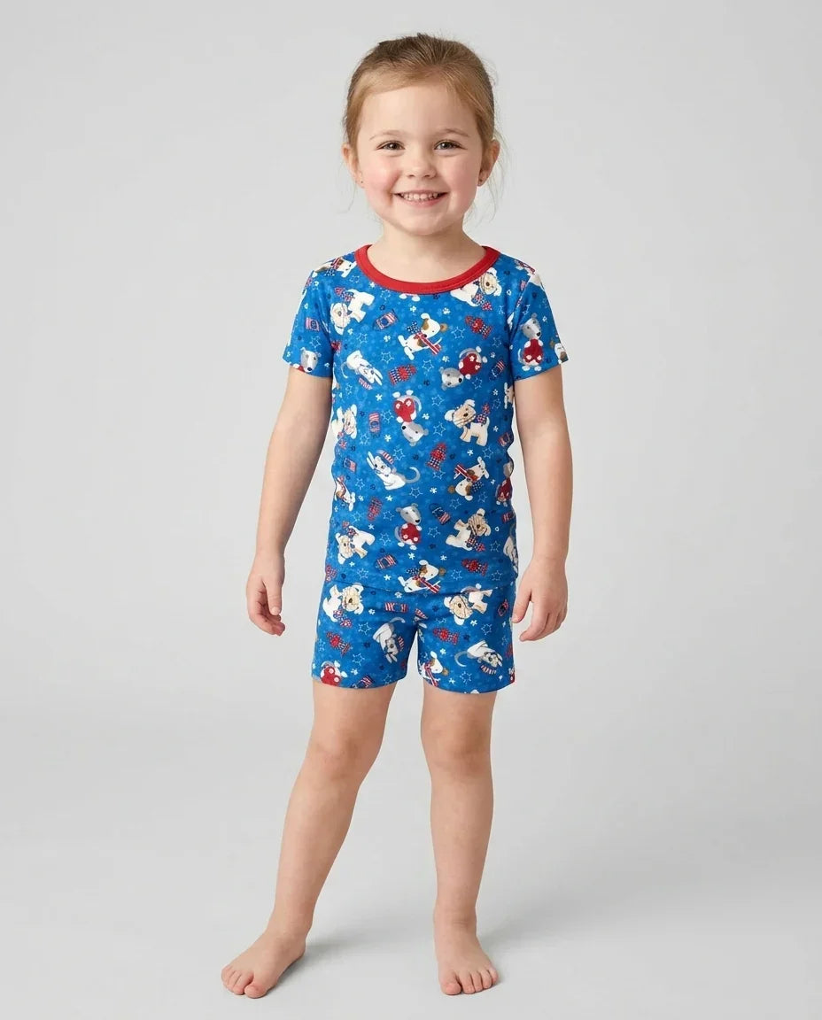 Template Zweiteiliges Pyjama-Set mit kurzen Ärmeln und Shorts