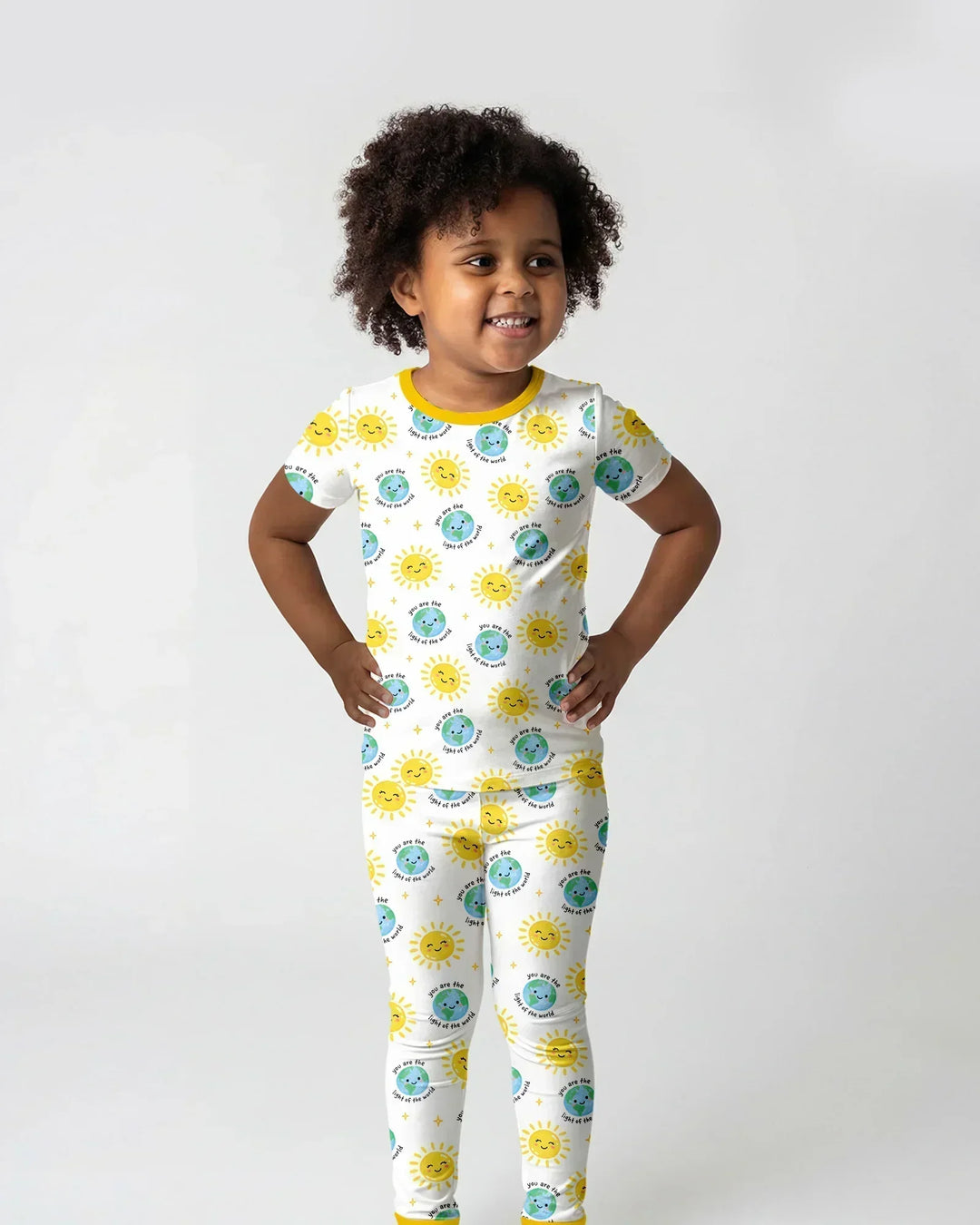 Mateo 5:14 Pijama de dos piezas de bambú de manga corta "Luz del mundo"
