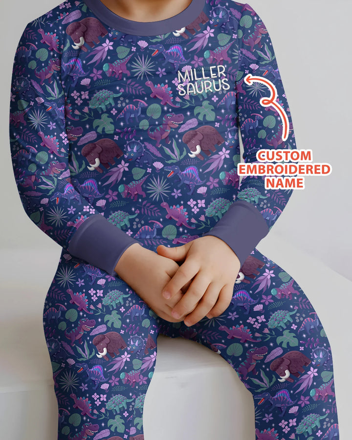 Conjunto de pijama de dos piezas de bambú de manga larga Dino Dream Night bordado con nombre personalizado
