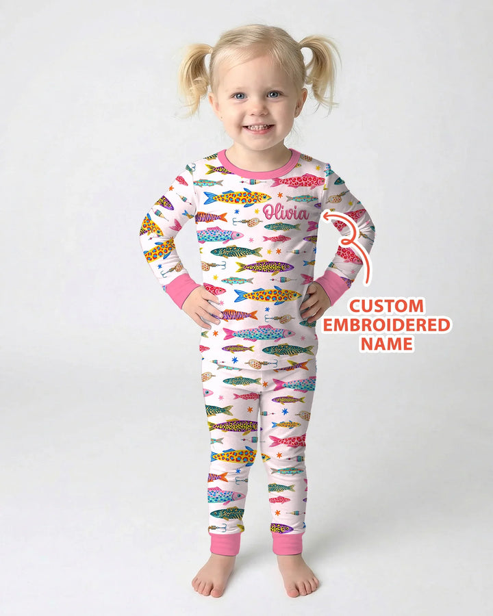 Pijama de dos piezas de bambú de manga larga con bordado de nombre personalizado de peces de colores