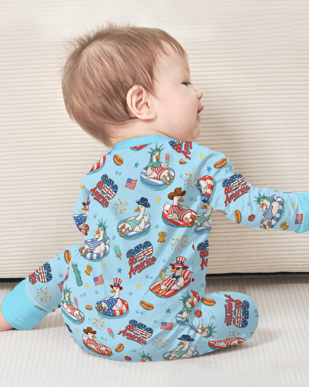 Gerippte Babykleidung mit individuellem Foto - Weich &amp; Skizzenhaft