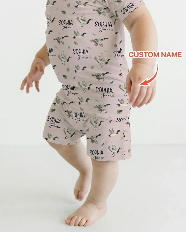 Zweiteiliges Pyjama-Set mit kurzen Ärmeln und Shorts im Sommer-Design