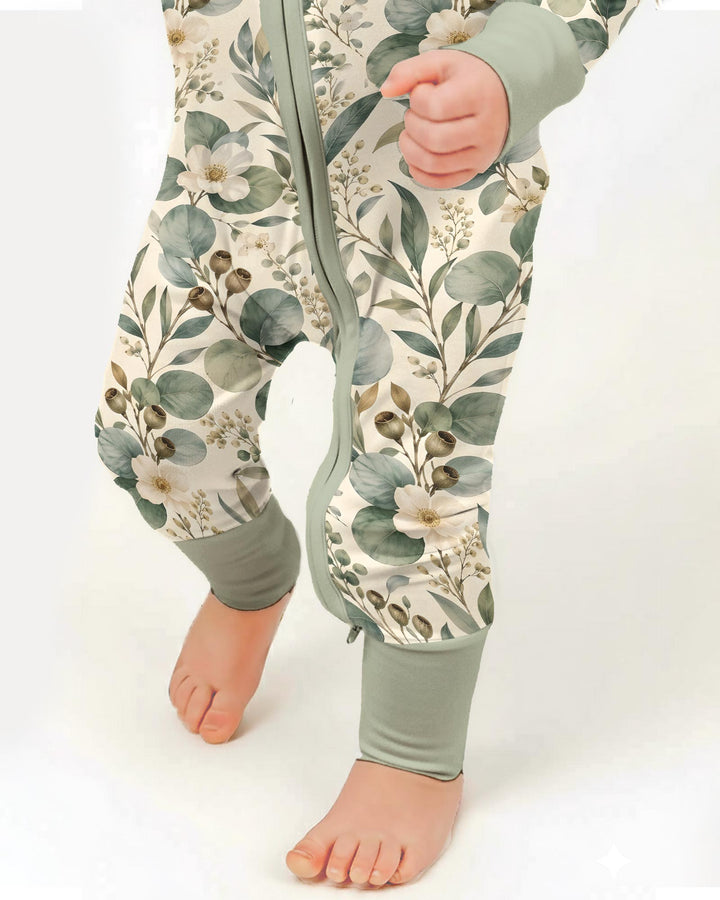 Eucalyptus Botanical Floral Pattern Bamboo Convertible Zippy