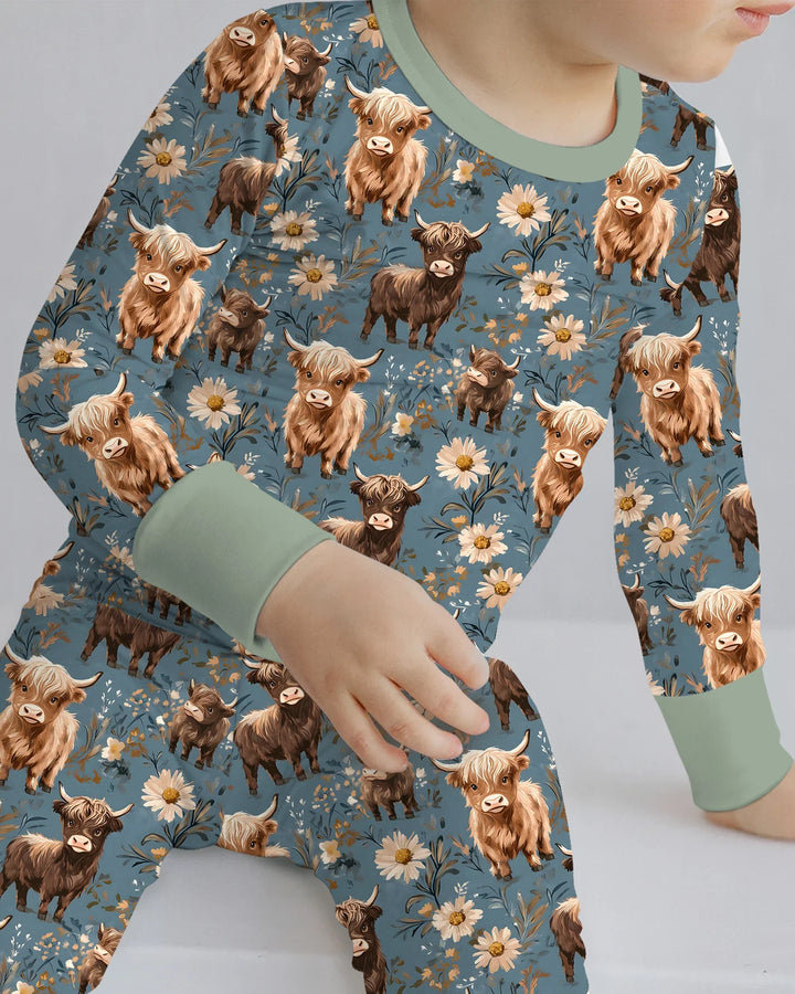 Zweiteiliges Langarm-Pyjama-Set mit Sommerfrüchten