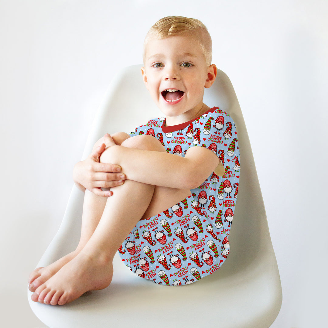 Template Zweiteiliges Pyjama-Set mit kurzen Ärmeln und Shorts